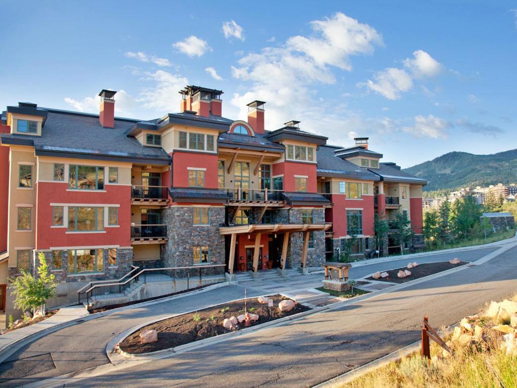 Raintree's Park Plaza Park City Main image 1